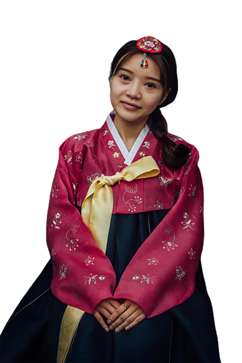 A traditional Japanese woman transparent background PNG